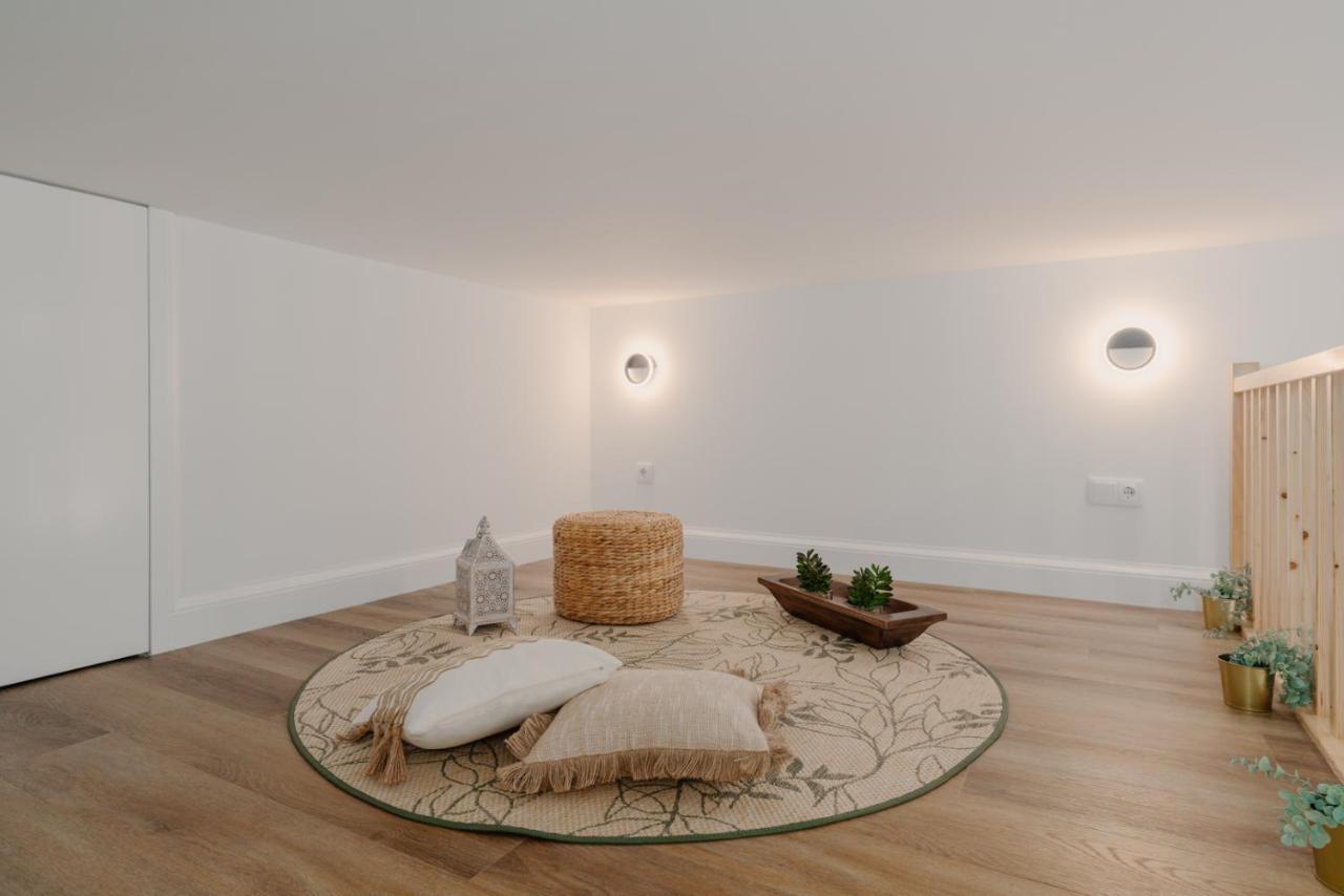 Apartamento Charming Central Studio With Ac, Next To Metro Station OOporto Exterior foto